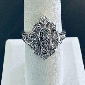 Vintage 10K White Gold Art Deco Diamond Ring size 7 geometric